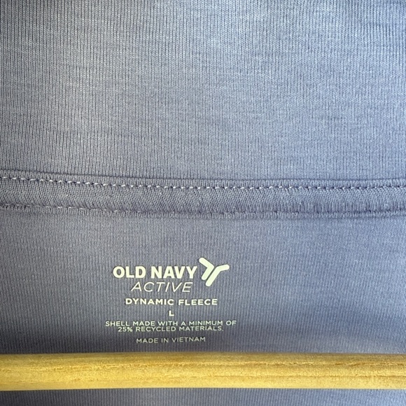 Old Navy Dynamic Fleece Half-Zip Sweatshirt - Picture 10 of 11